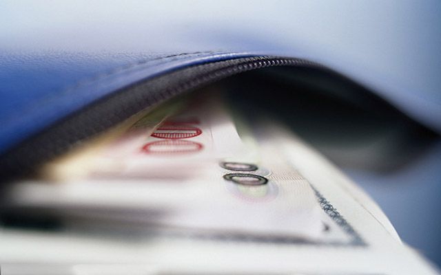 黄金市场重大风险逼近!分析师最新金价技术走势分析 黄金市场重大风险逼近!分析师最新金价技术走势分析